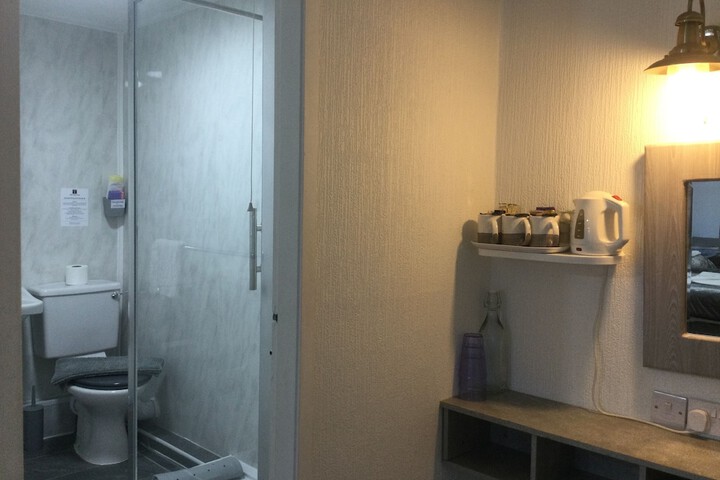 Room 110 of 170