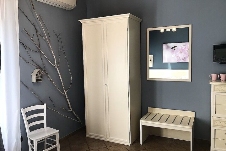 Room 3 of 57