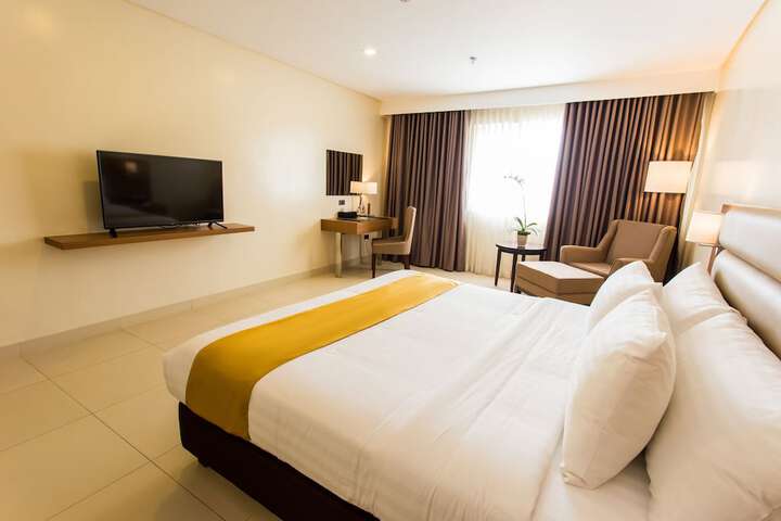 Room 15 of 42