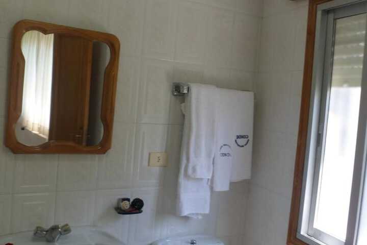 Room 35 of 66