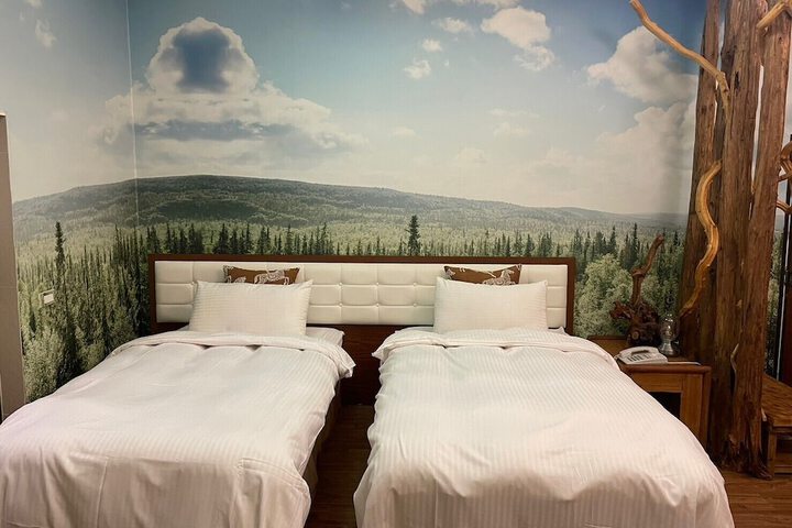 Room 16 of 92