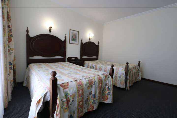 Room 4 of 46