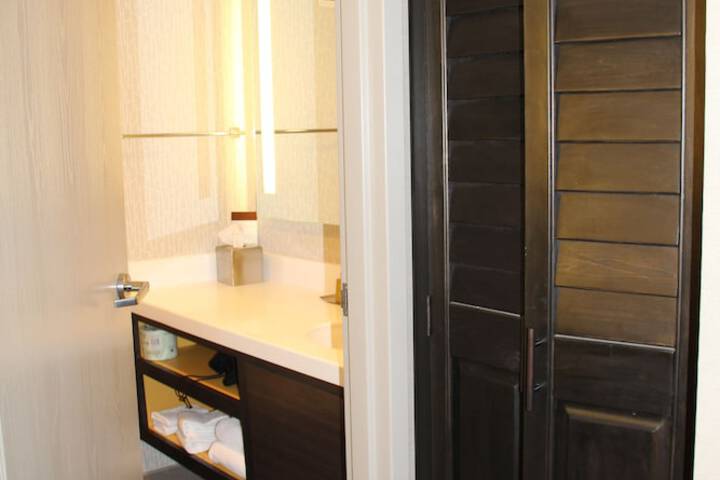 Bathroom amenities