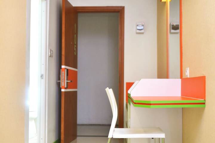 Room 21 of 57