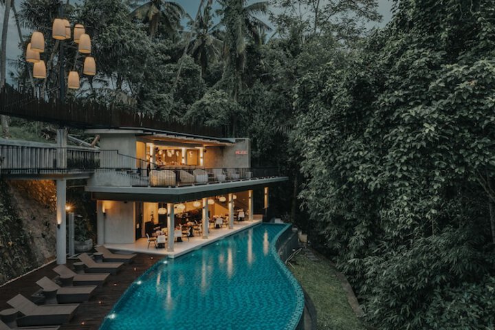 Pool 56 of 77
