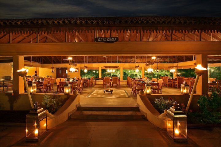 Dining Photos