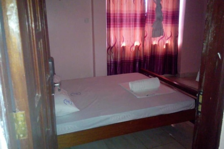 Room 13 of 51
