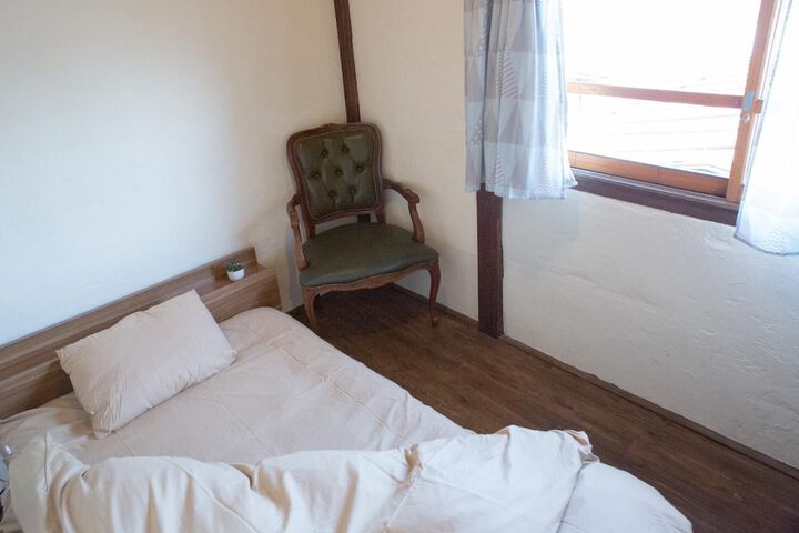 Room 13 of 41