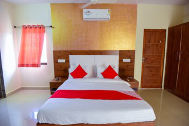 Room 15 of 23