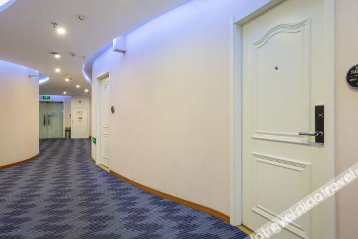 Hotel Interior 3 of 11