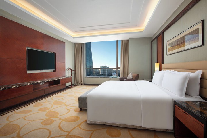 Room 14 of 53