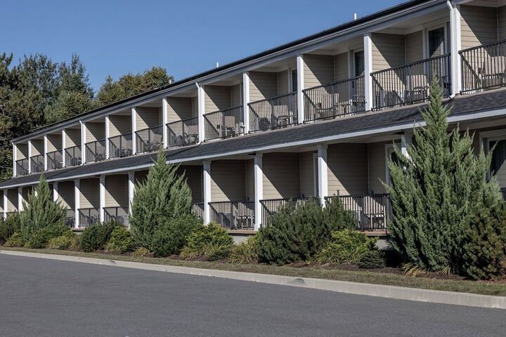 Hotel 53 of 72