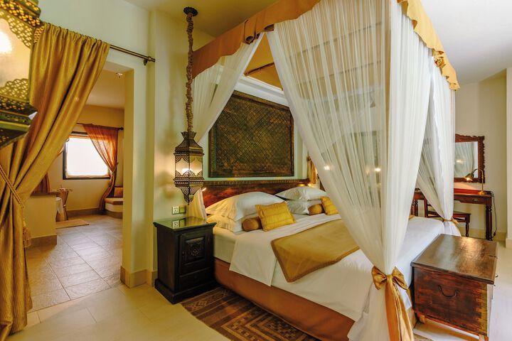 Room 16 of 70