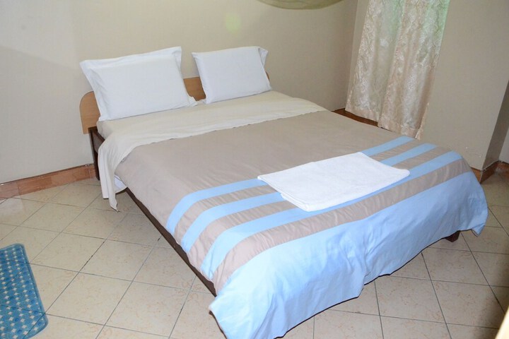 Room 6 of 29