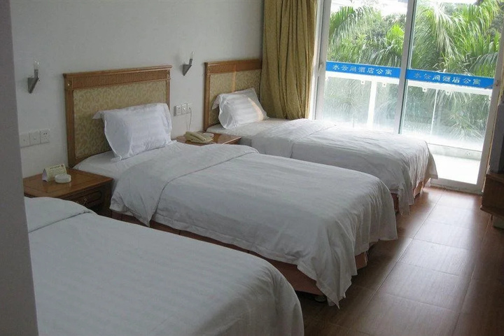 Room 3 of 13