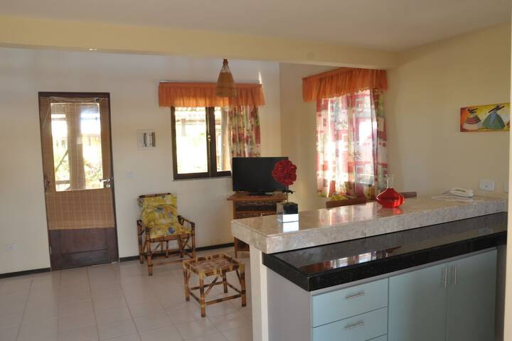 Room 8 of 33