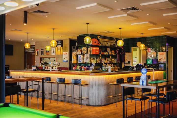Sports bar