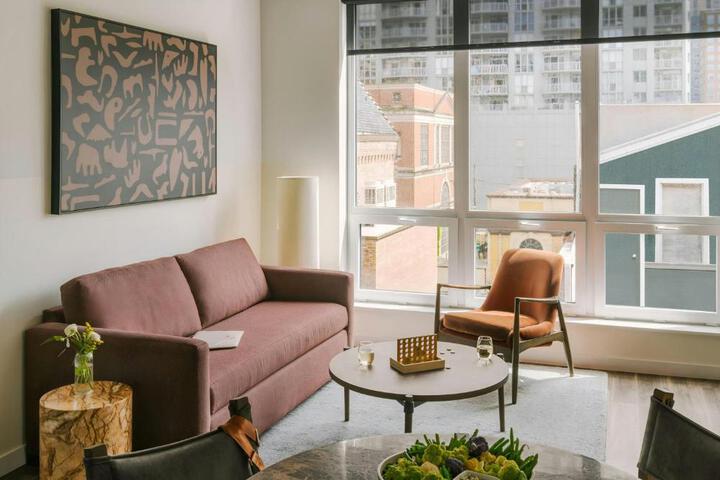 Sonder by Marriott Bonvoy The Opal Apartments River North in Chicago, IL