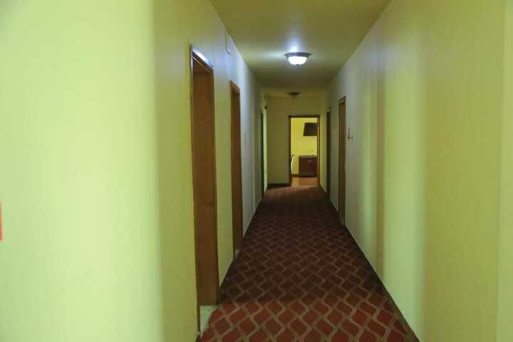 Room 7 of 13