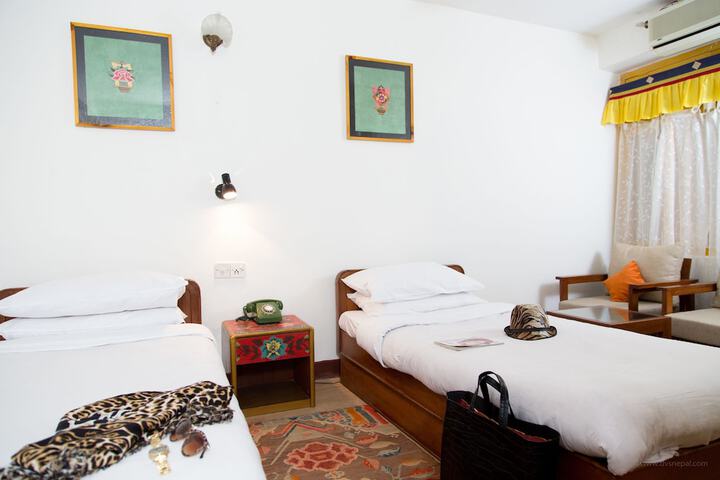 Room 15 of 42