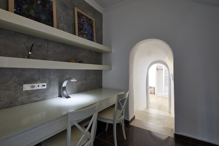 Room 187 of 295