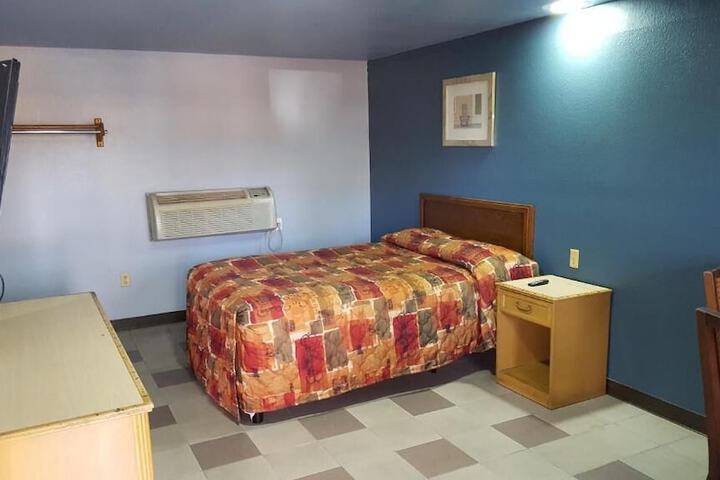 Room 3 of 14