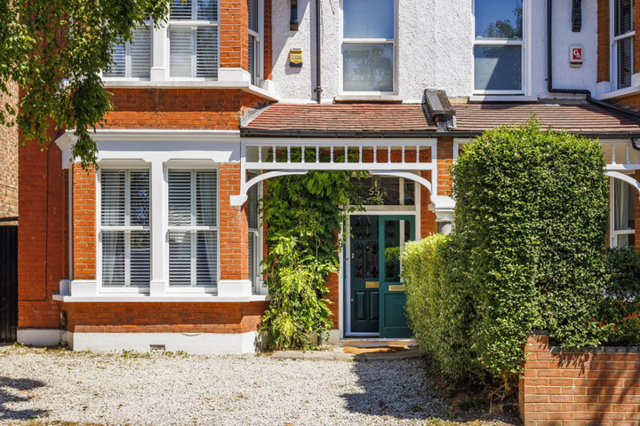London Luxury House Sleeps 12 Free Parking Wifi