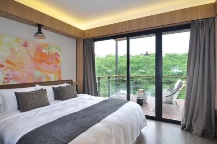 Room 19 of 59