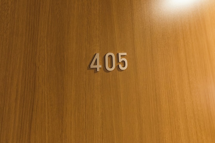 Room 24 of 76