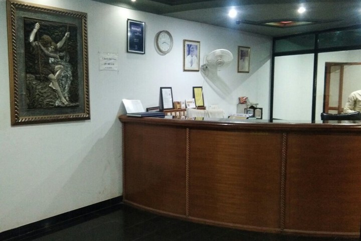 HIRIZ HOTEL DOLLAR