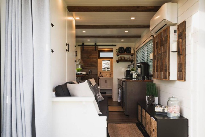 Room 5 of 20