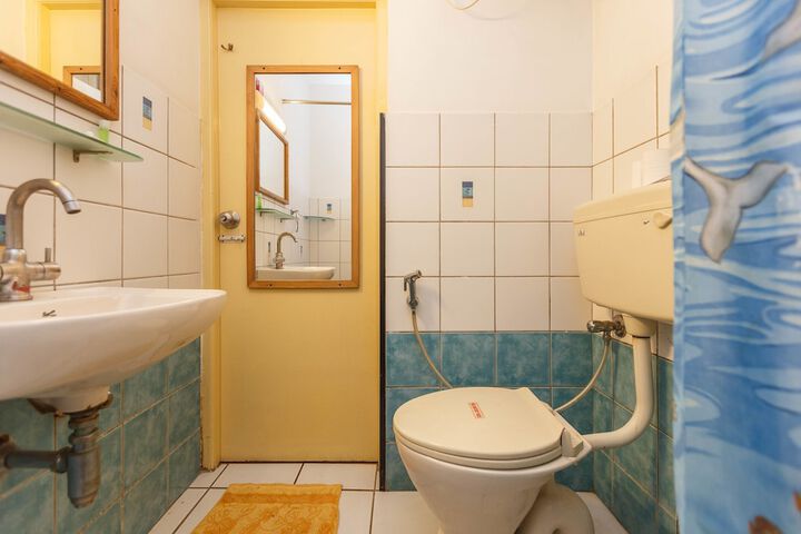 Room 67 of 89