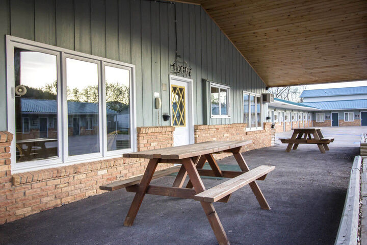 Property Grounds 9 of 16