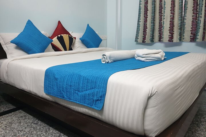Room 4 of 25