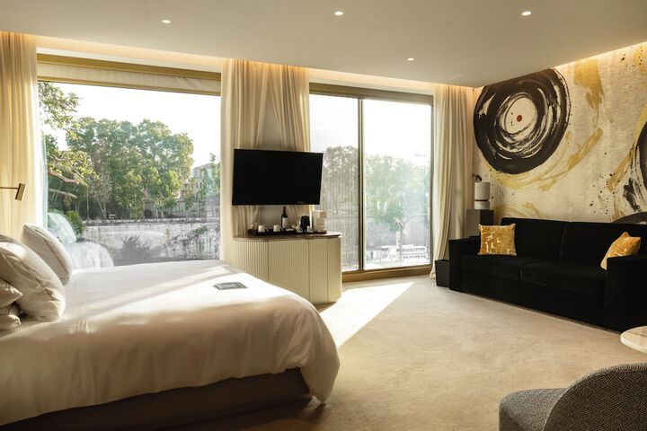 Room 31 of 49