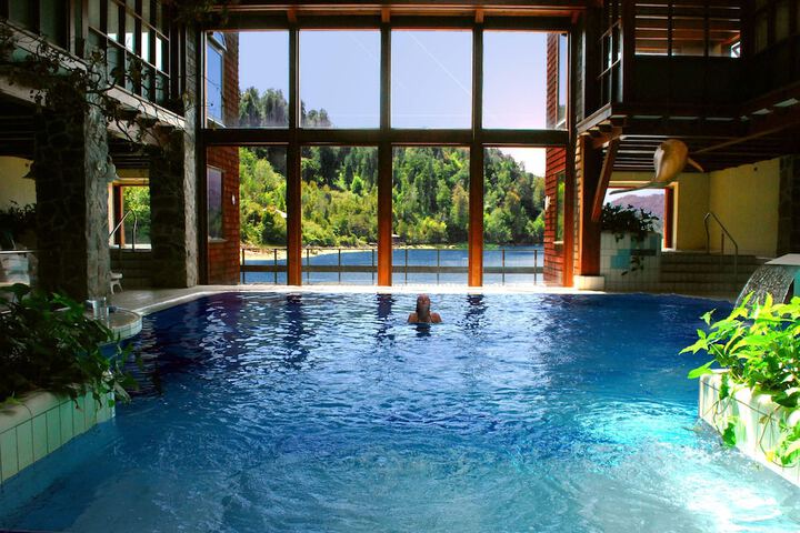 Pool Hotel