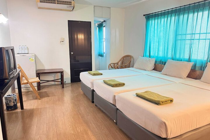 Room 15 of 31