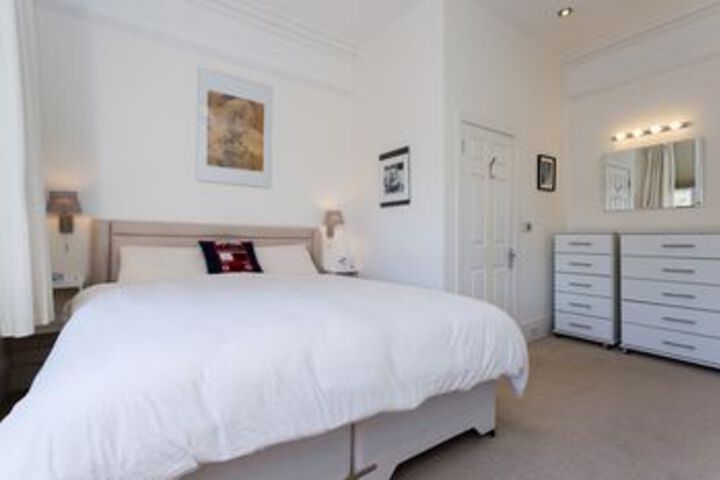 Room 7 of 22