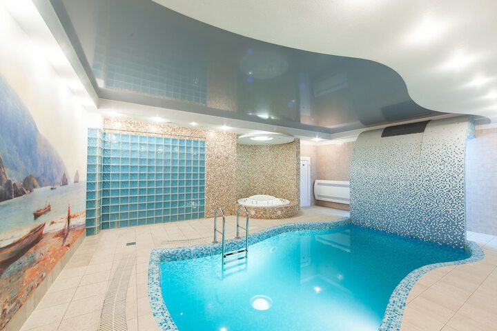 Pool 32 of 38