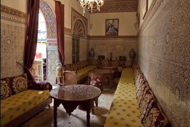 Entrance & Lobby