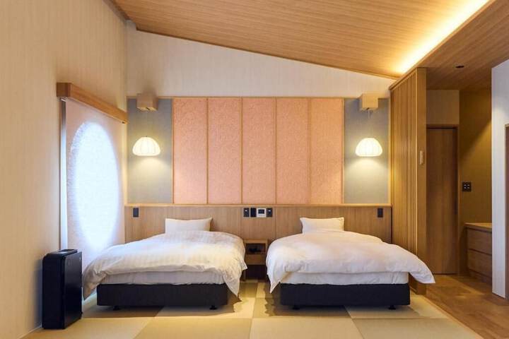 Room 3 of 55