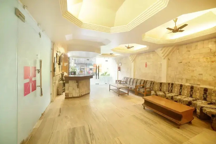Room 11 of 15