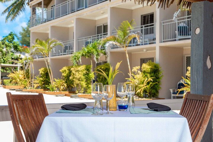 Dining Photos