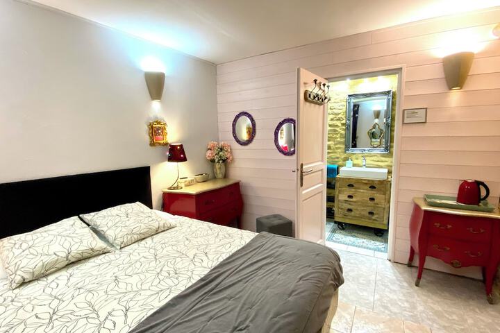 Room 14 of 35