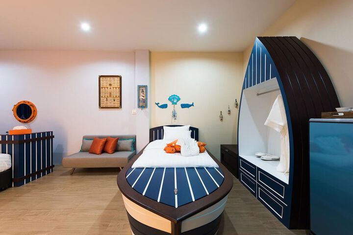 Room 3 of 36