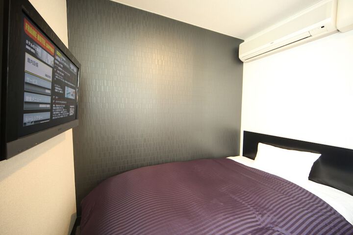 Room 21 of 58