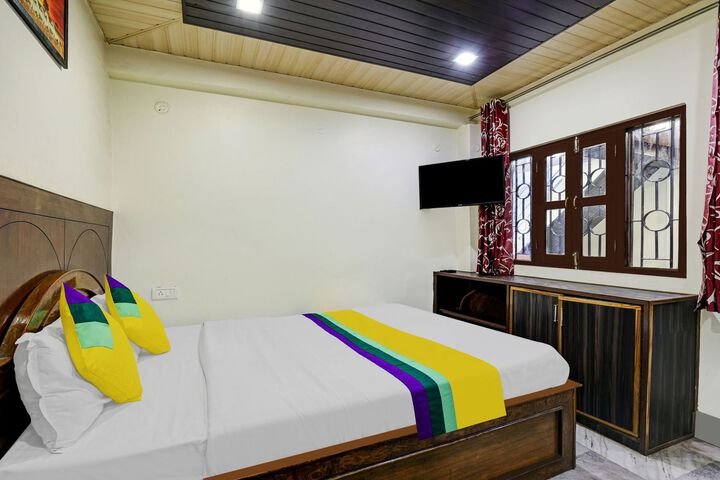 Room 15 of 20