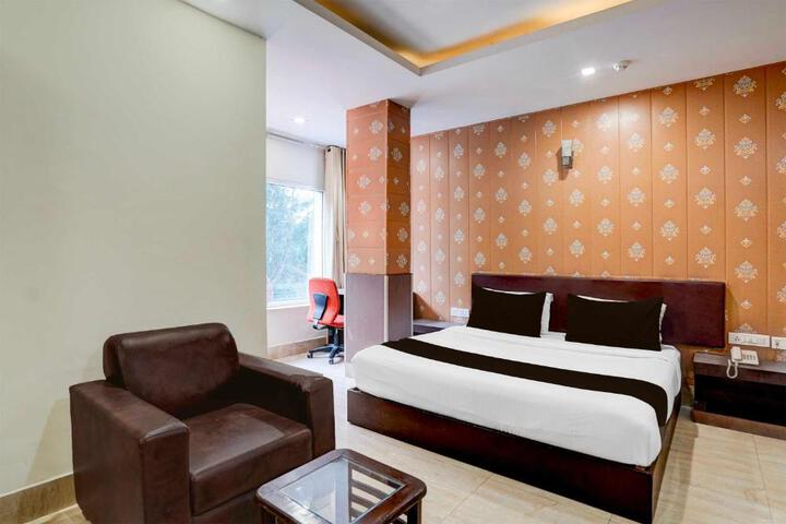 Super Super Townhouse Oak IMA Dehradun