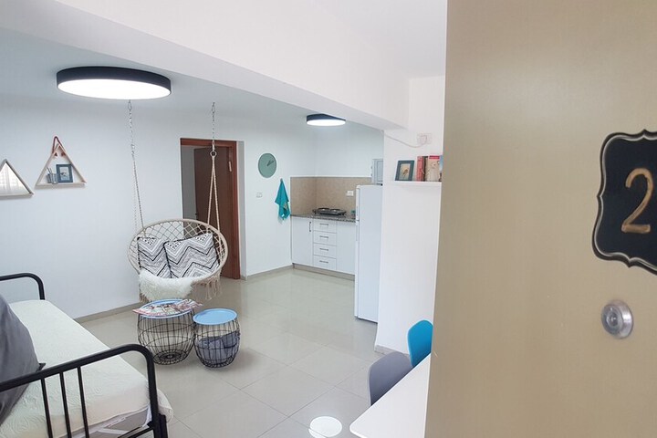 Room 7 of 38