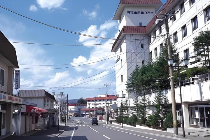 Photo 10